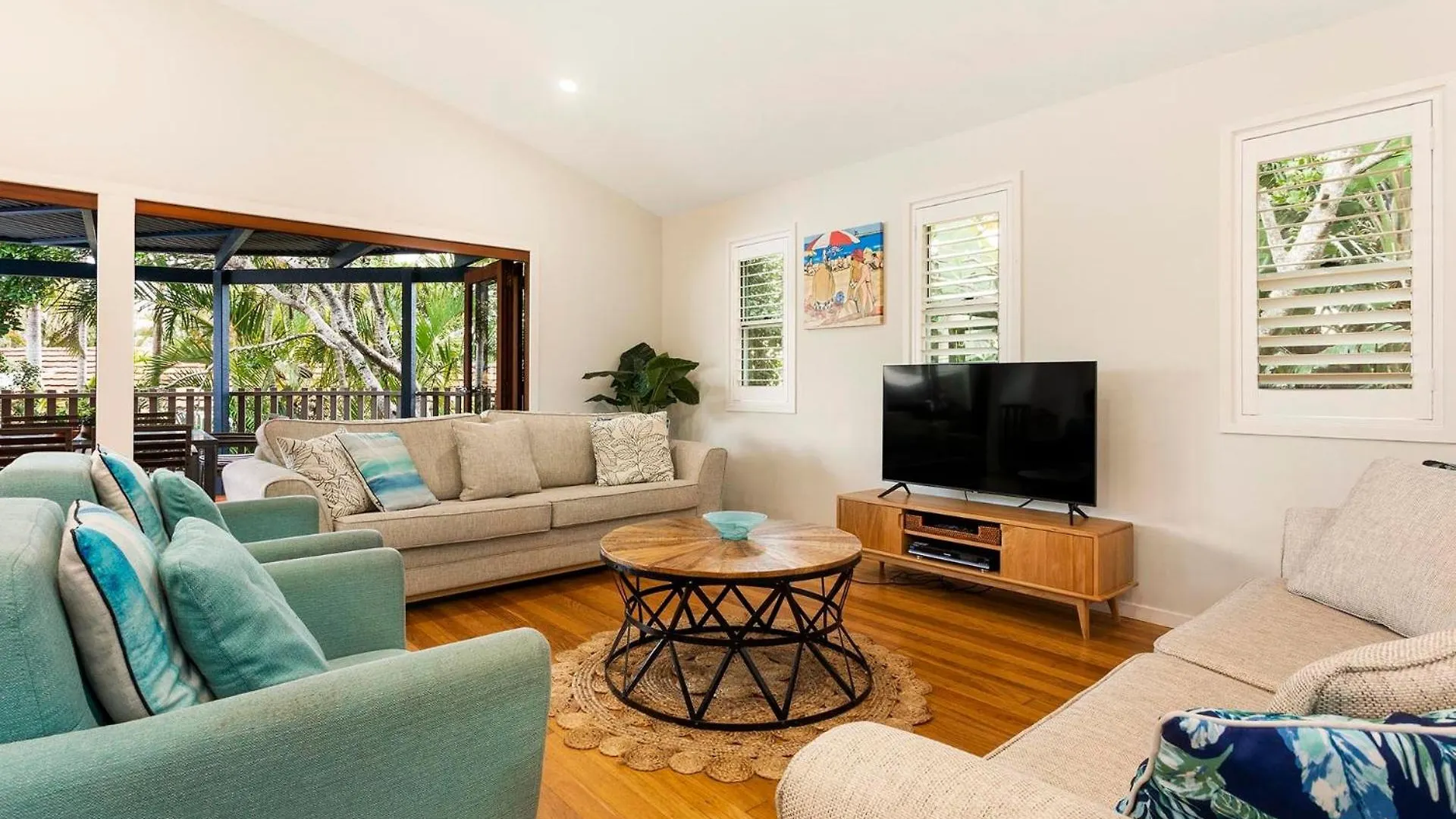 A Perfect Stay - Beach House At Tallows Byron Bay Australia
